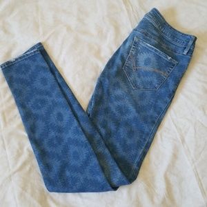 Bullhead Skinny Jeans